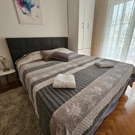 Apartman Sany *